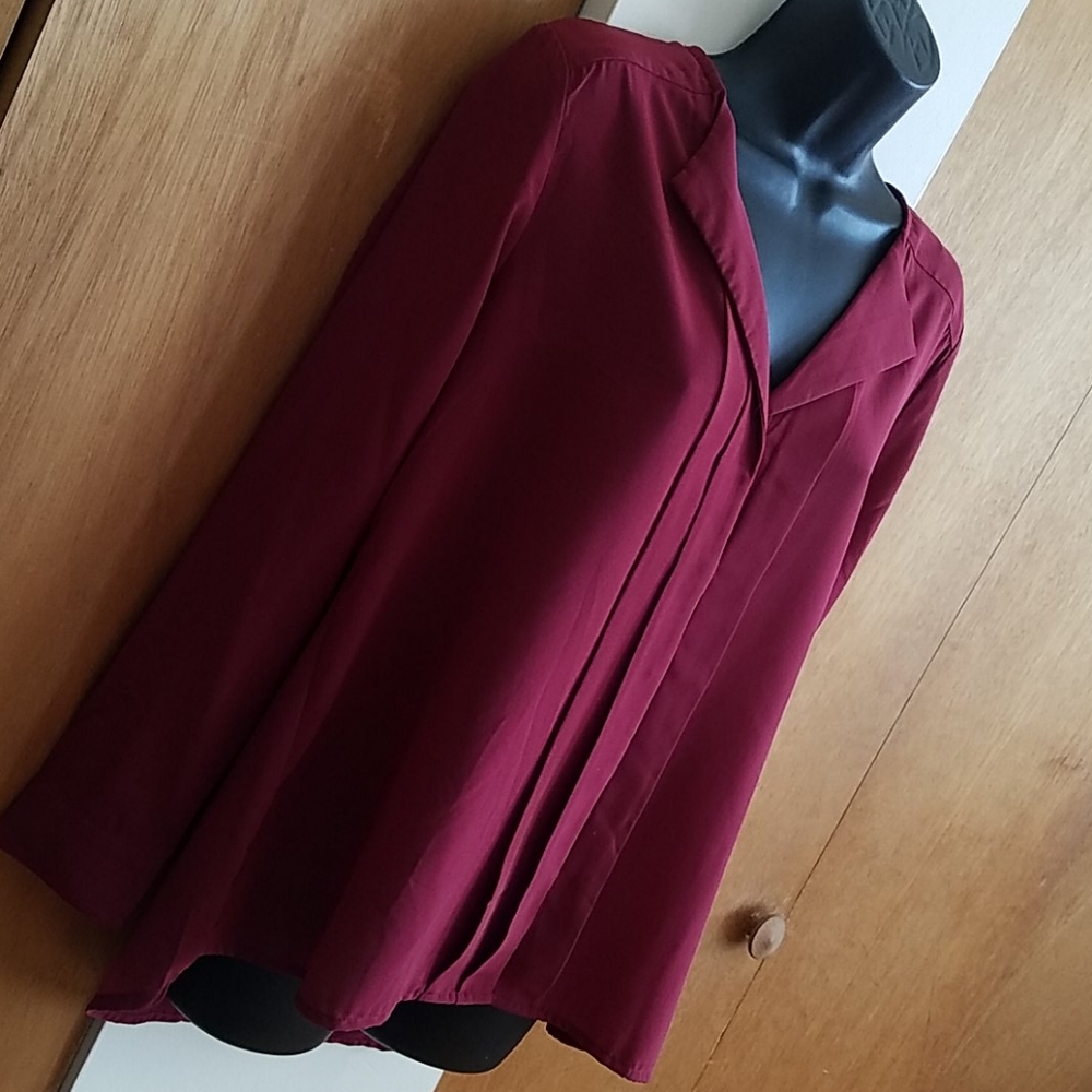 H&M blouse - Picture 2 of 6